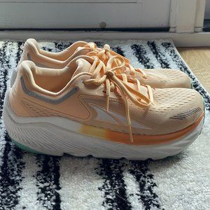 Altra Via Olympus (Women's 8)